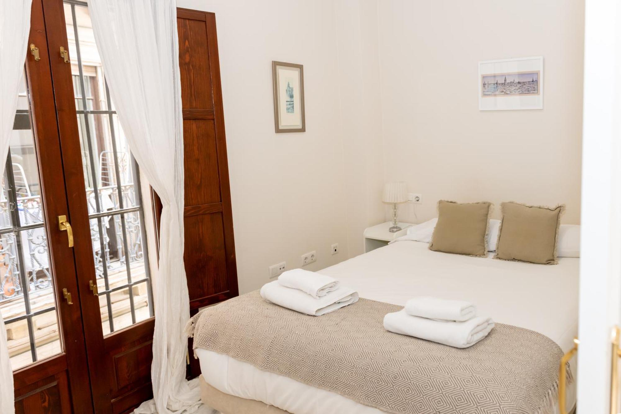 Charming & Quiet Apartment In Plaza Del Salvador Seville Exterior photo